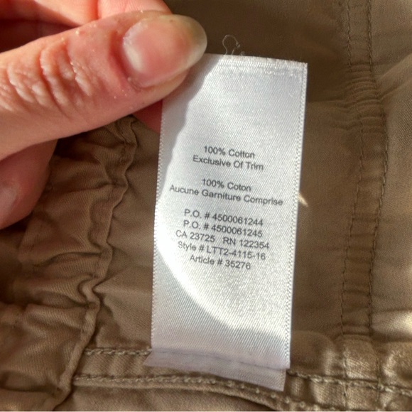 Aritzia Talula Trooper Utility Jacket in Khaki Beige, Size Small - Picture 7 of 9